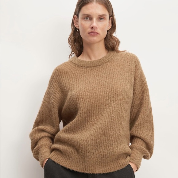 Everlane the Alpaca Crew Neck Sweater in Warm Taupe Sz S - Picture 1 of 13